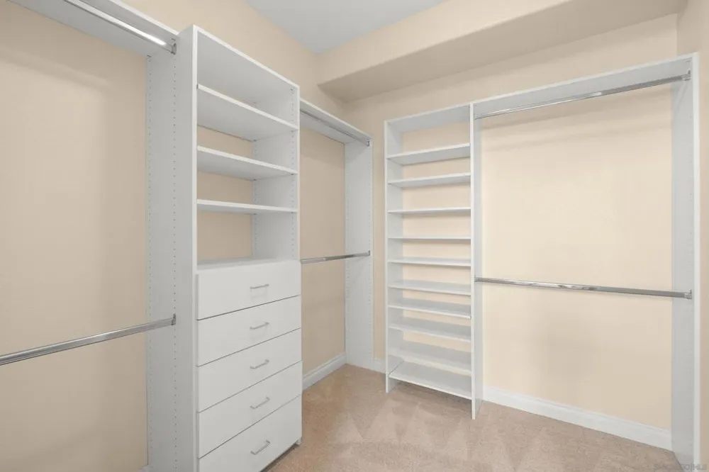 6442 Kinglet Way Carlsbad, CA 92011