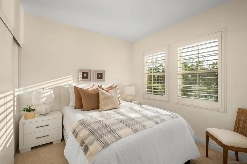 6442 Kinglet Way Carlsbad, CA 92011