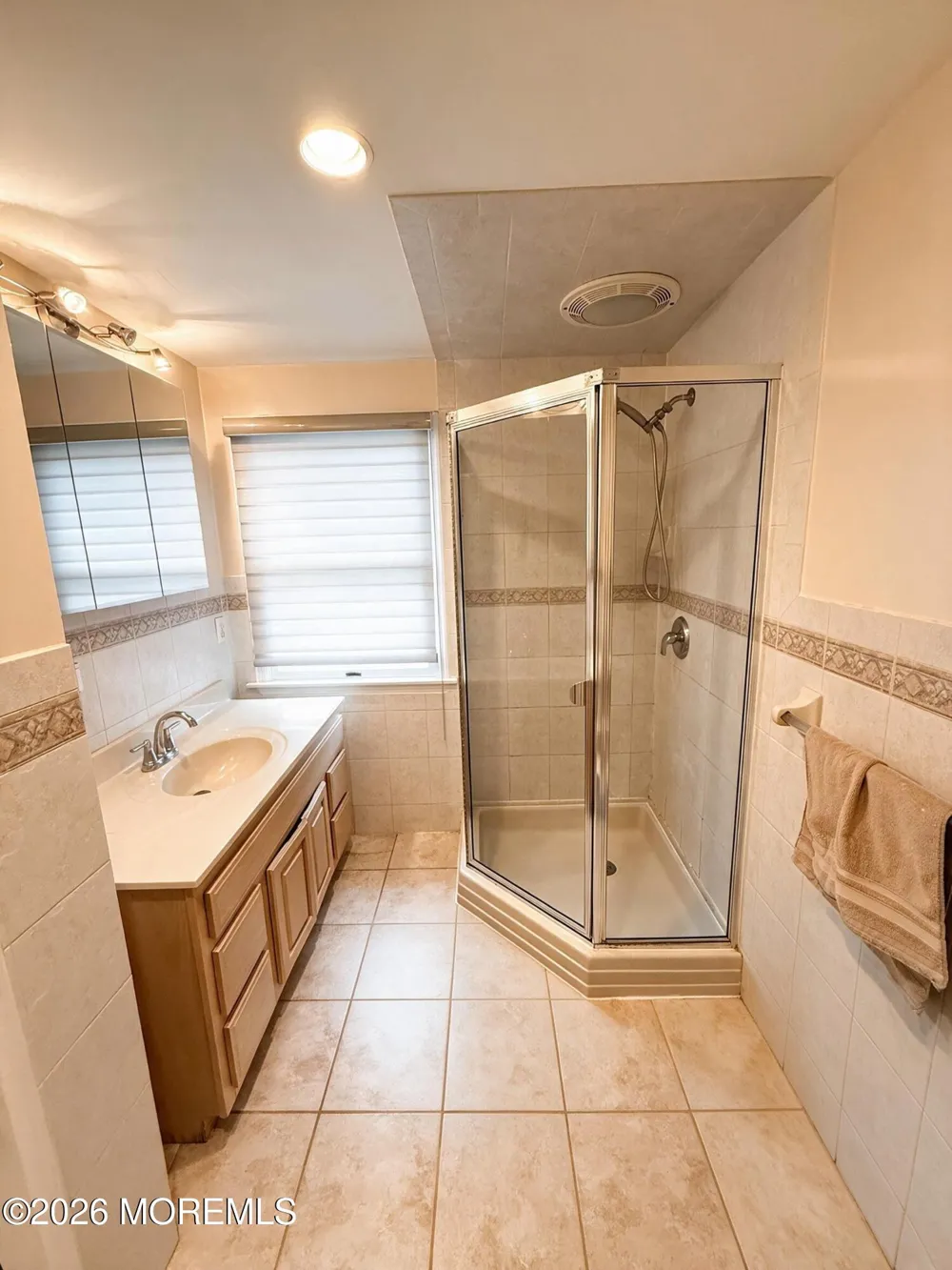7 Carole Drive Oakhurst, NJ 07755