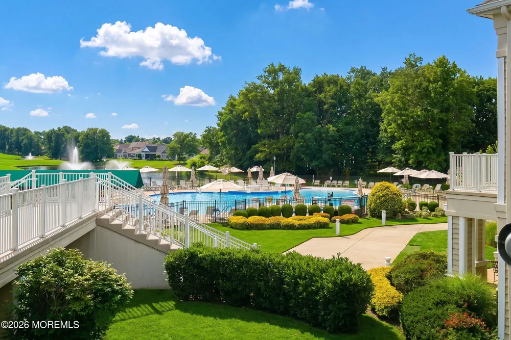 64 Merion Lane Jackson, NJ 08527