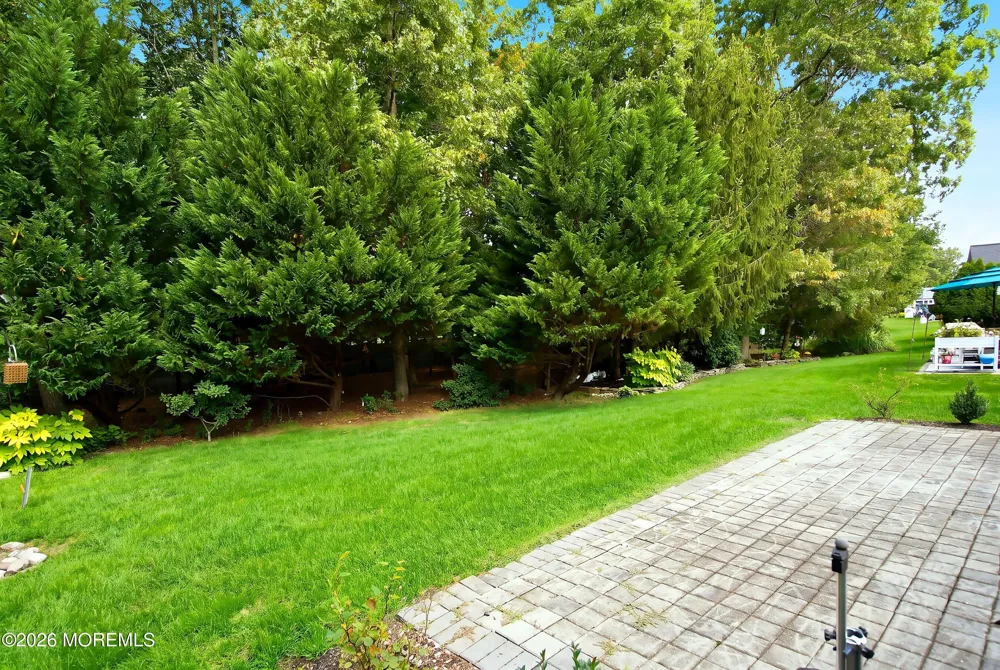 64 Merion Lane Jackson, NJ 08527
