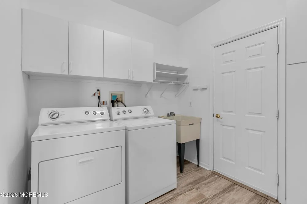 4 Frances Court Manchester, NJ 08759