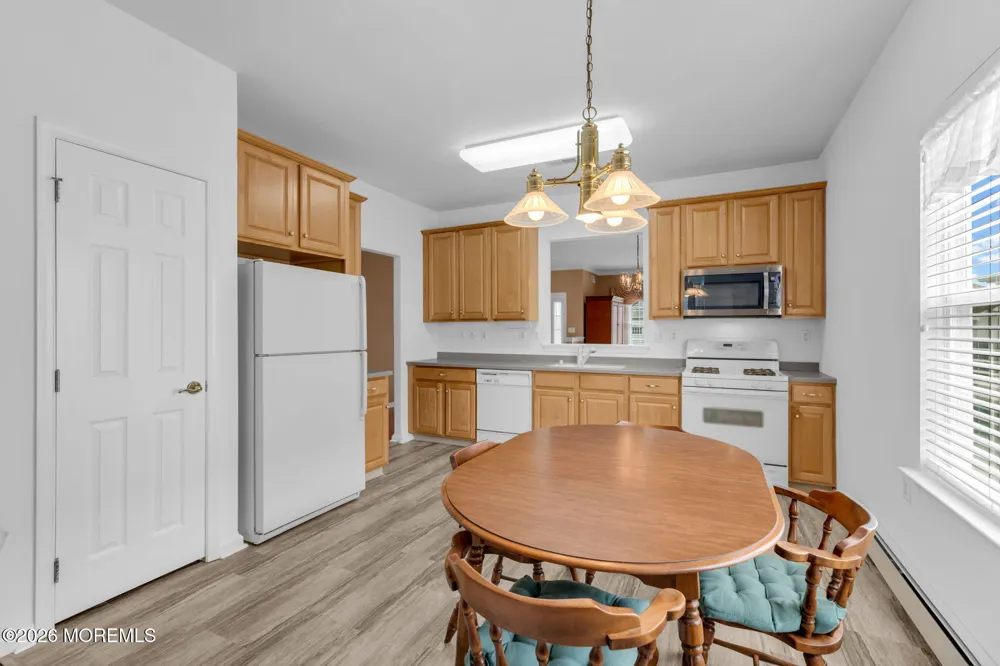 4 Frances Court Manchester, NJ 08759