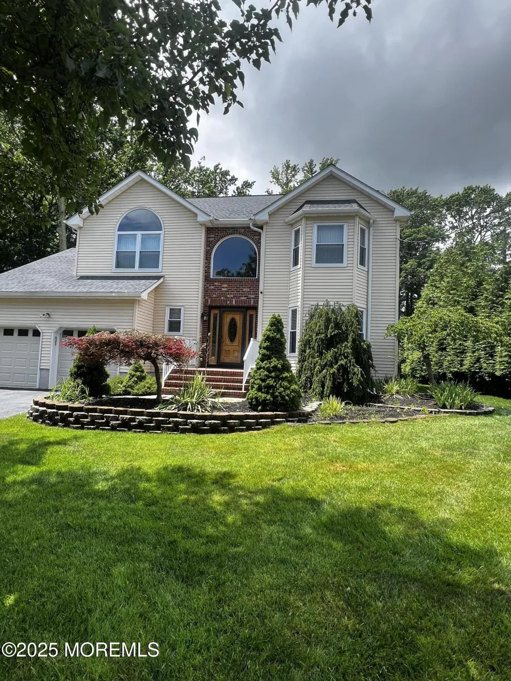 1624 Melville Street Oakhurst, NJ 07755