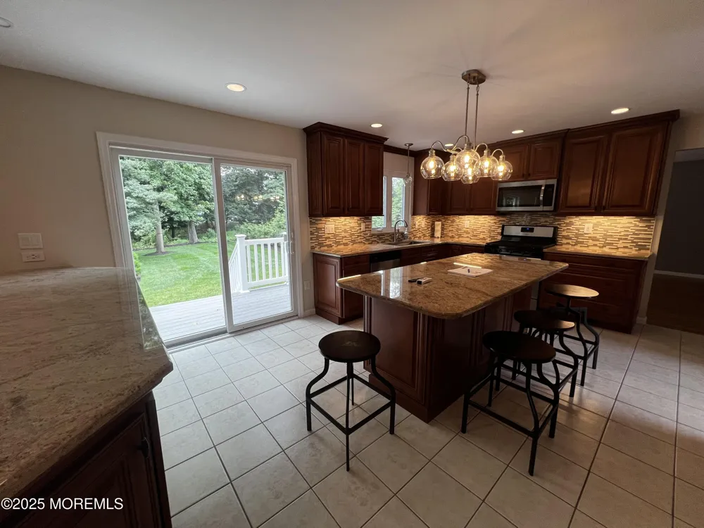 1624 Melville Street Oakhurst, NJ 07755
