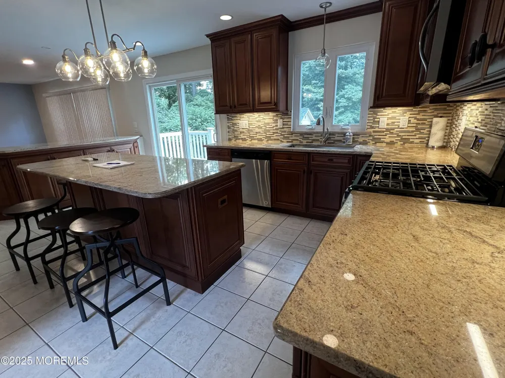 1624 Melville Street Oakhurst, NJ 07755