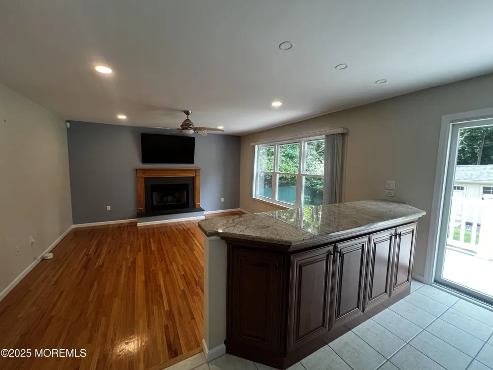 1624 Melville Street Oakhurst, NJ 07755