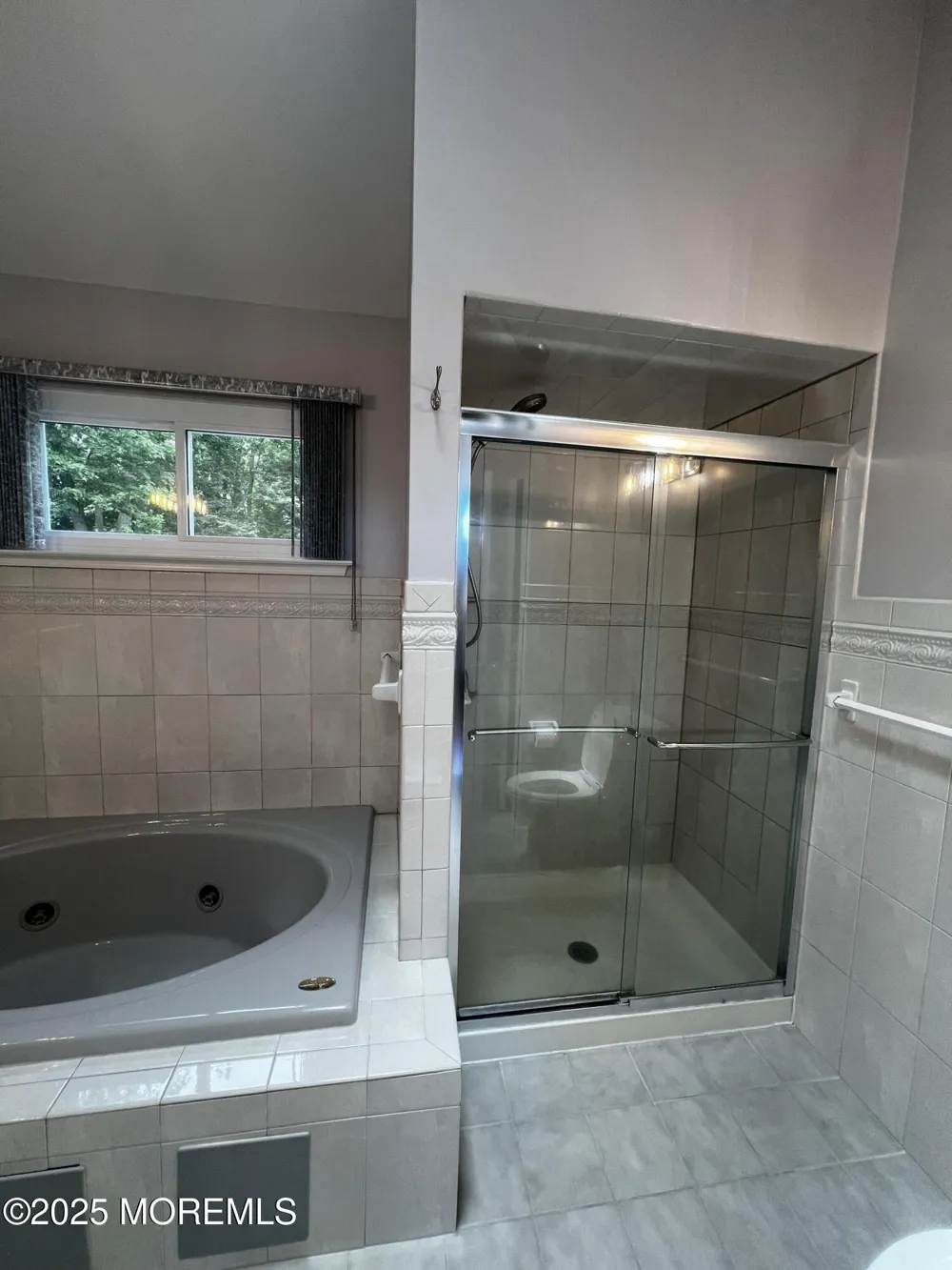 1624 Melville Street Oakhurst, NJ 07755