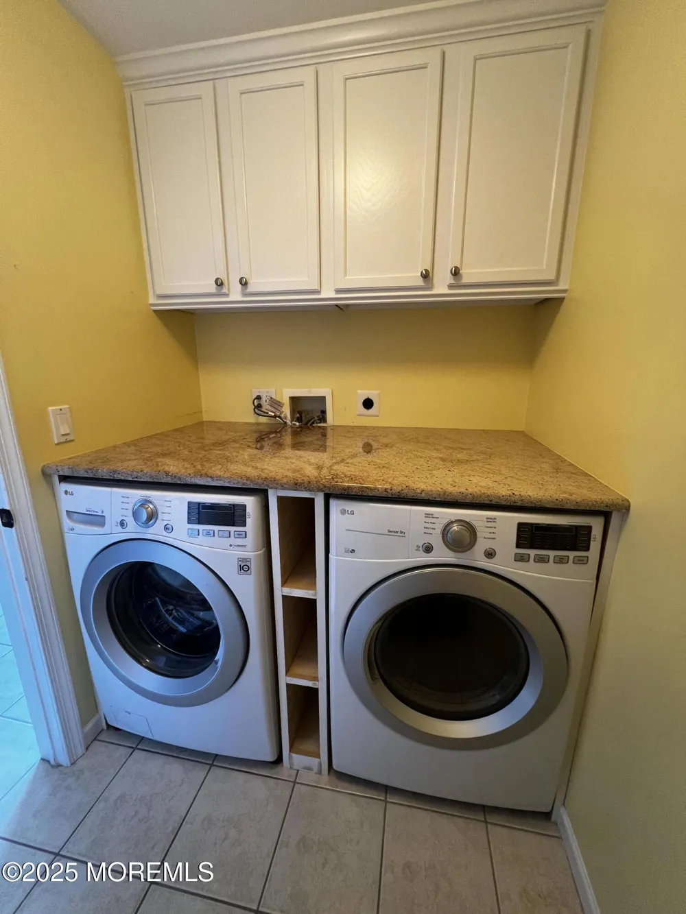 1624 Melville Street Oakhurst, NJ 07755