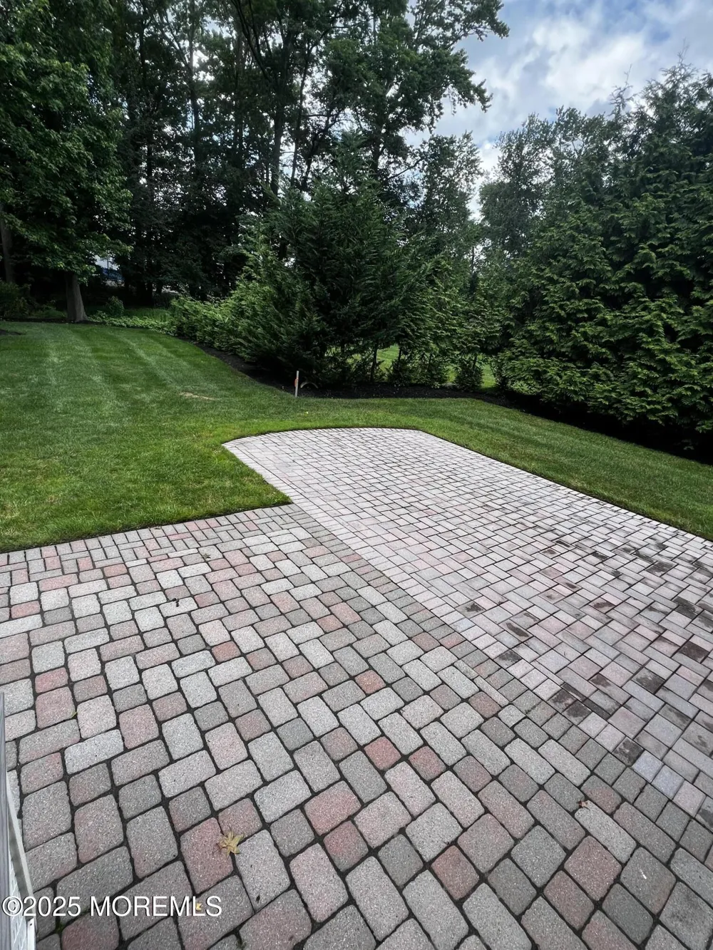 1624 Melville Street Oakhurst, NJ 07755