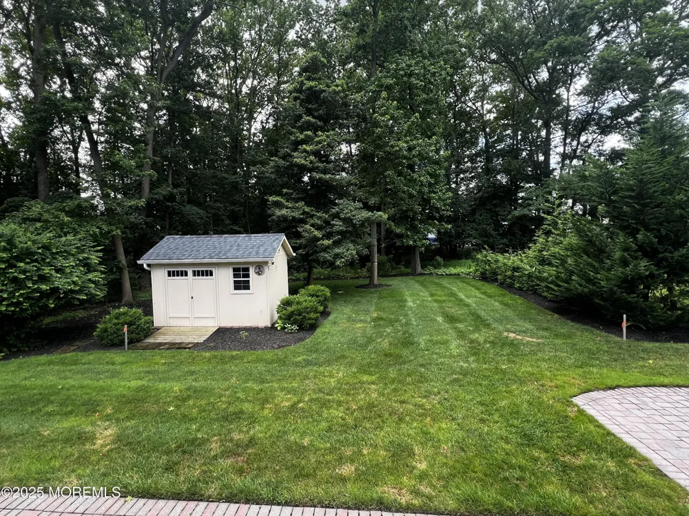 1624 Melville Street Oakhurst, NJ 07755