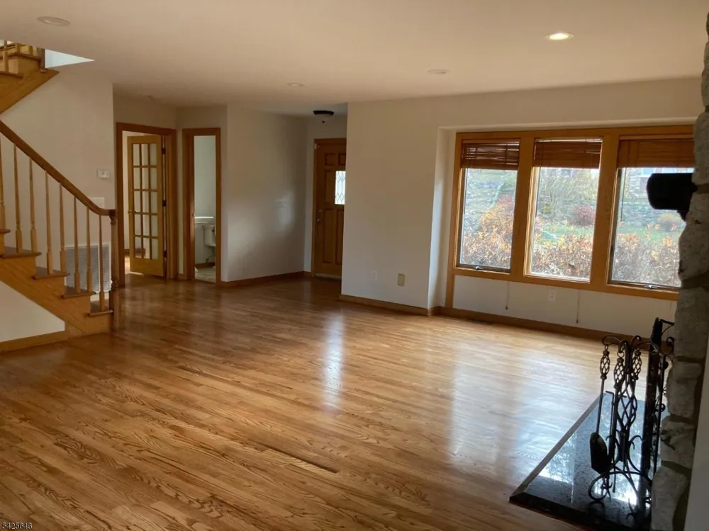 73 Park Rd Sparta, NJ 07871