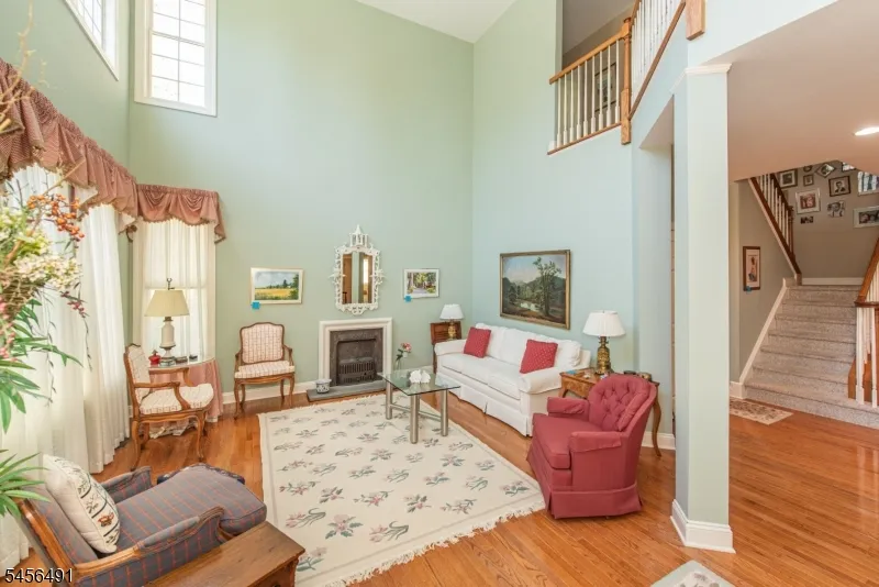75 Schindler Way Fairfield, NJ 07004