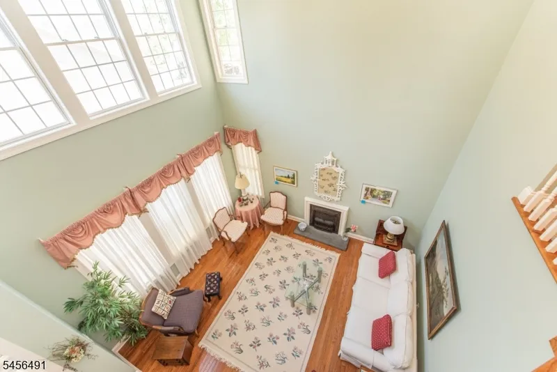 75 Schindler Way Fairfield, NJ 07004