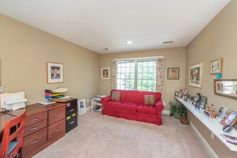 75 Schindler Way Fairfield, NJ 07004