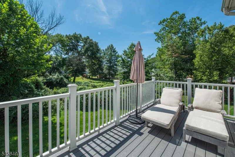 75 Schindler Way Fairfield, NJ 07004