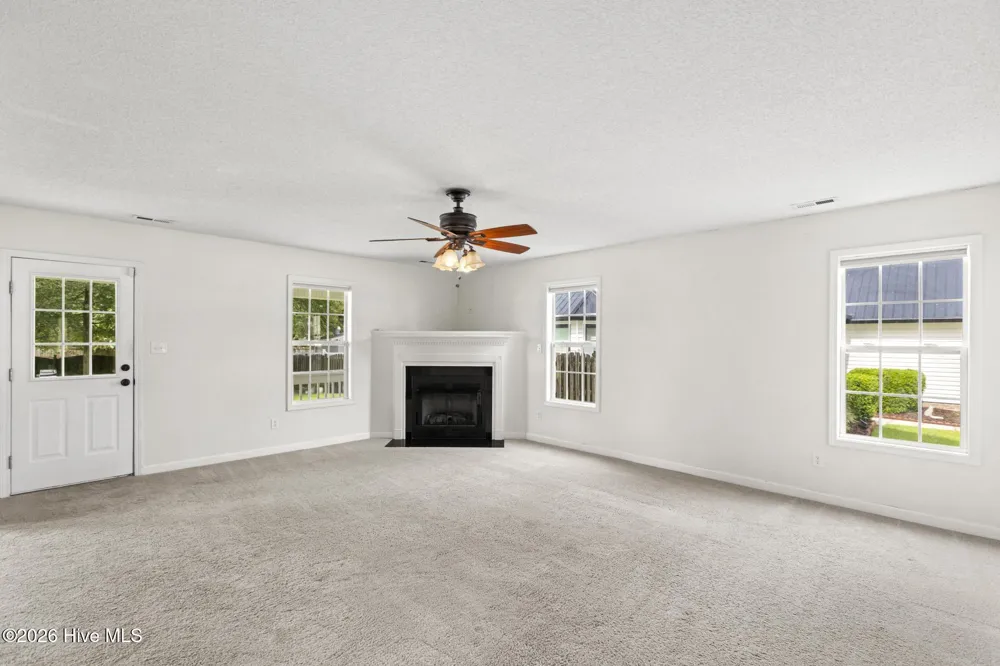 1112 Huff Drive Jacksonville, NC 28546