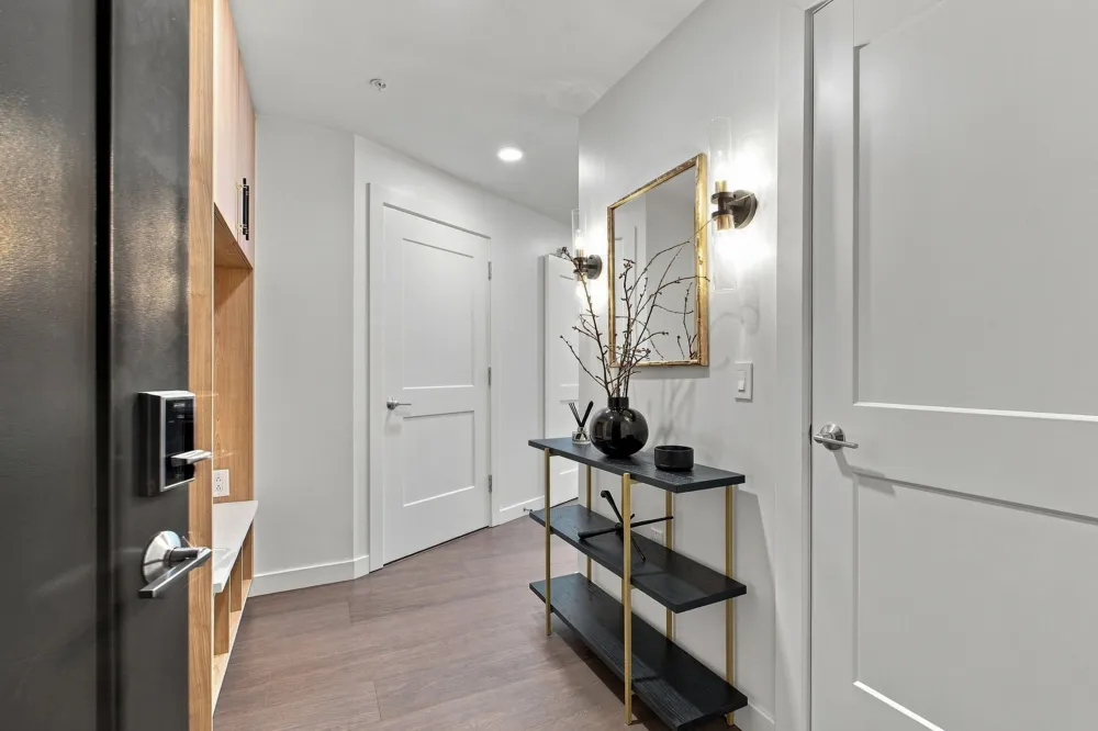 1212 Demonbreun St #1101 Nashville, TN 37203