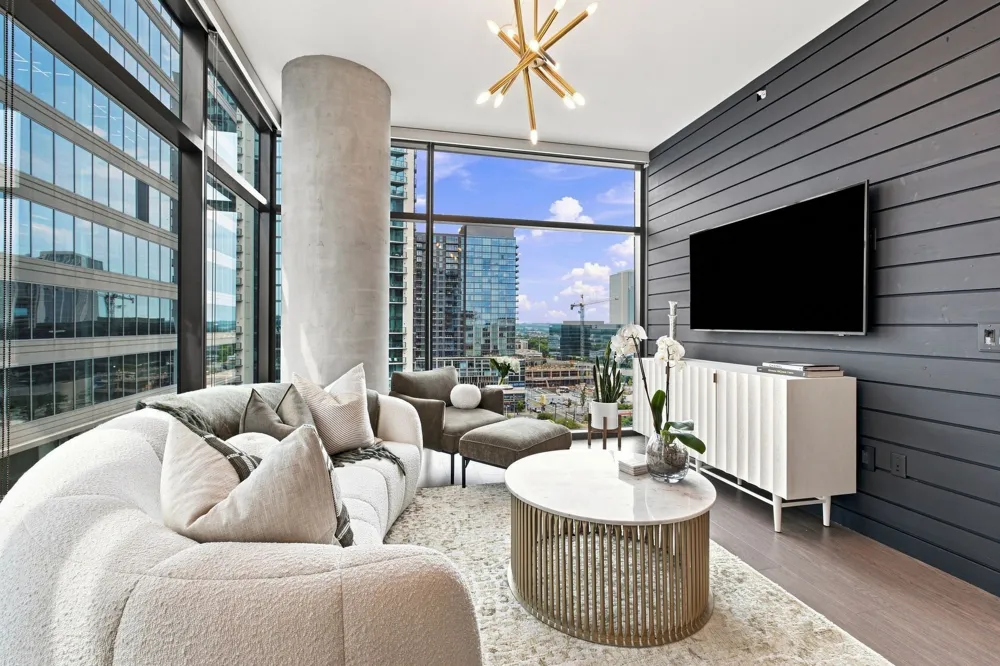 1212 Demonbreun St #1101 Nashville, TN 37203