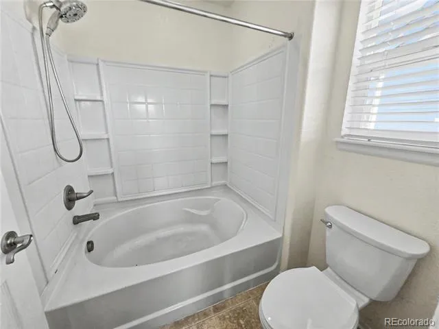 6860 S Algonquian Court Aurora, CO 80016