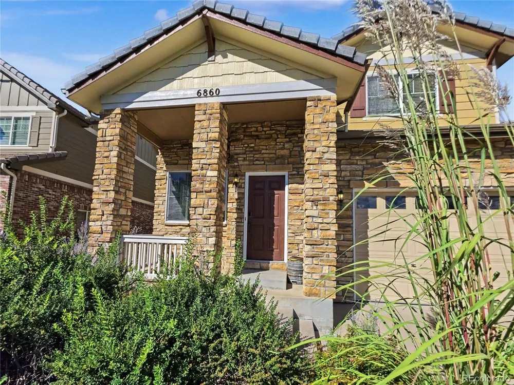 6860 S Algonquian Court Aurora, CO 80016