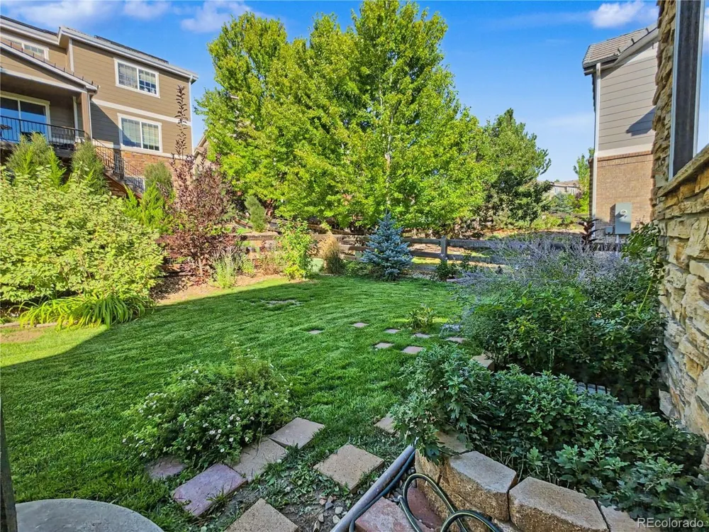 6860 S Algonquian Court Aurora, CO 80016