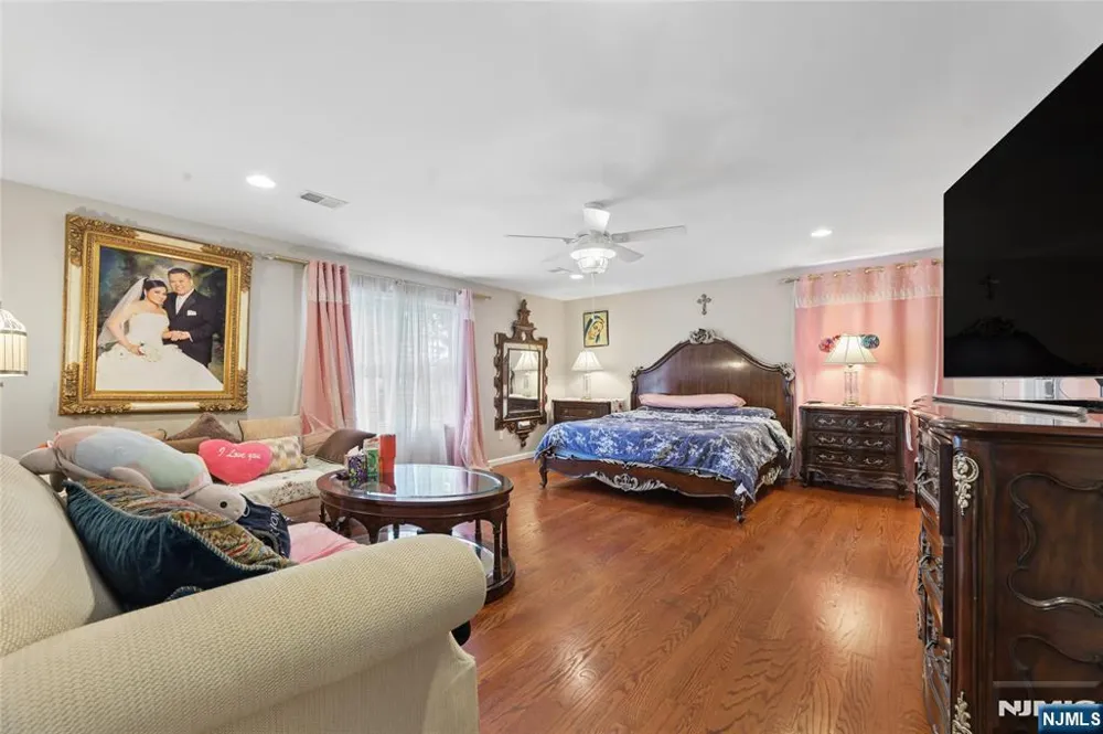 238 Monroe Avenue Paramus, NJ 07652