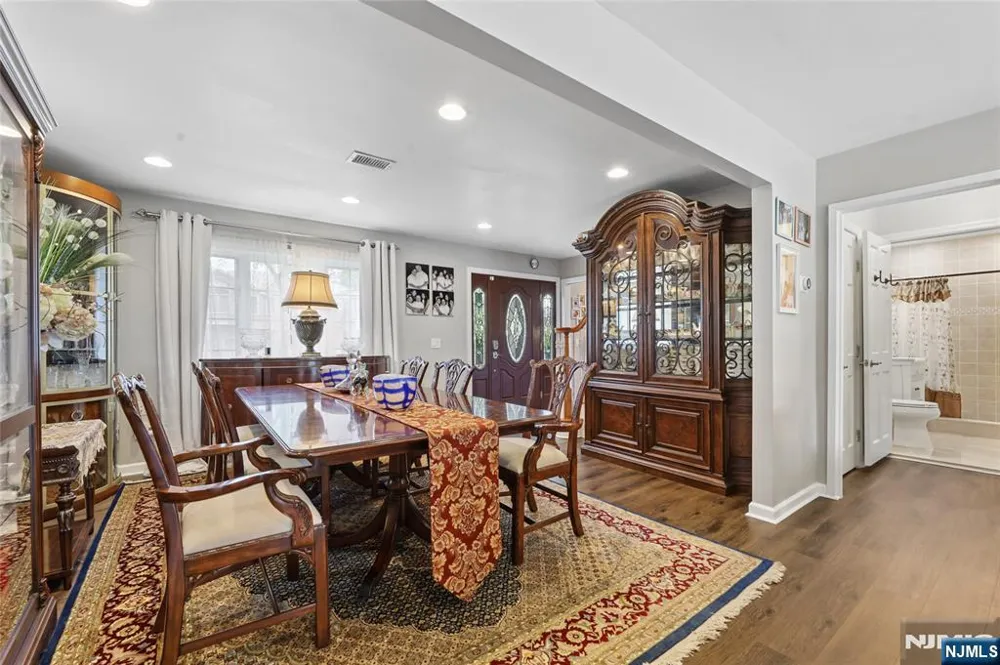 238 Monroe Avenue Paramus, NJ 07652