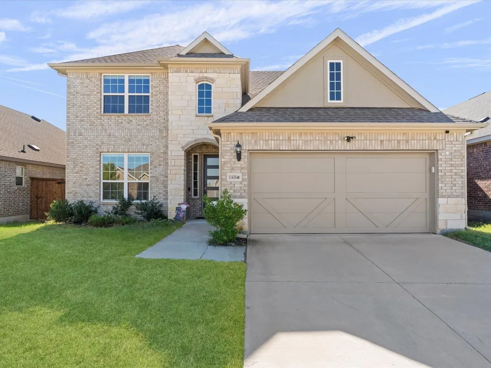 11416 Silver Queen Drive Aubrey, TX 76227