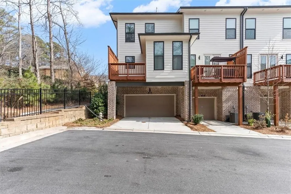 445 Olmstead Way Alpharetta, GA 30022