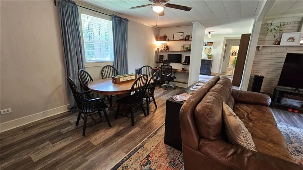 1581 Lost Mountain Road Powder Springs, GA 30127