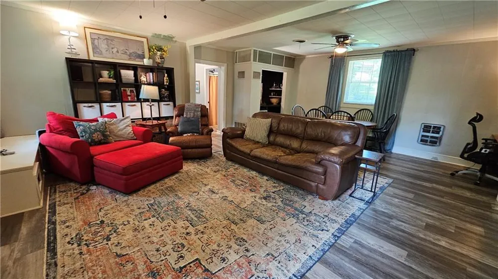 1581 Lost Mountain Road Powder Springs, GA 30127