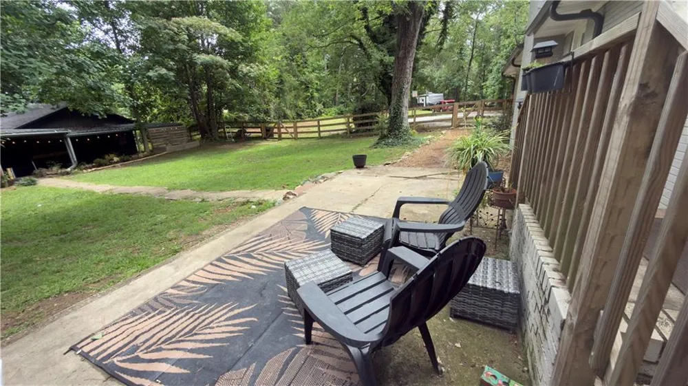 1581 Lost Mountain Road Powder Springs, GA 30127