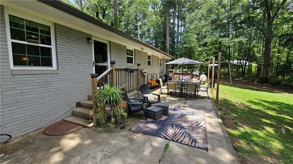 1581 Lost Mountain Road Powder Springs, GA 30127