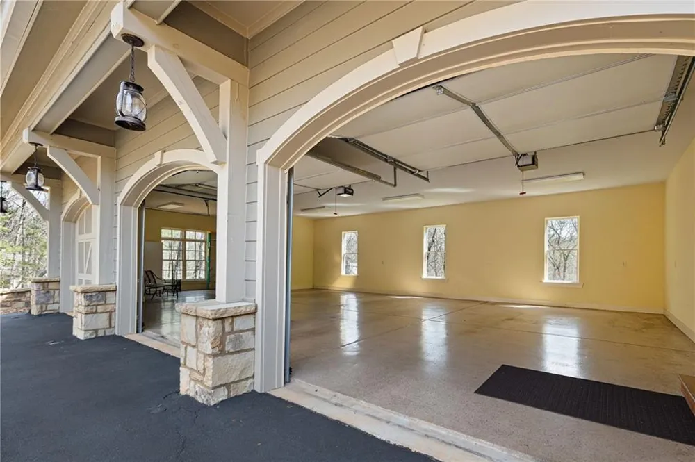 928 Black Bear Trail Jasper, GA 30143