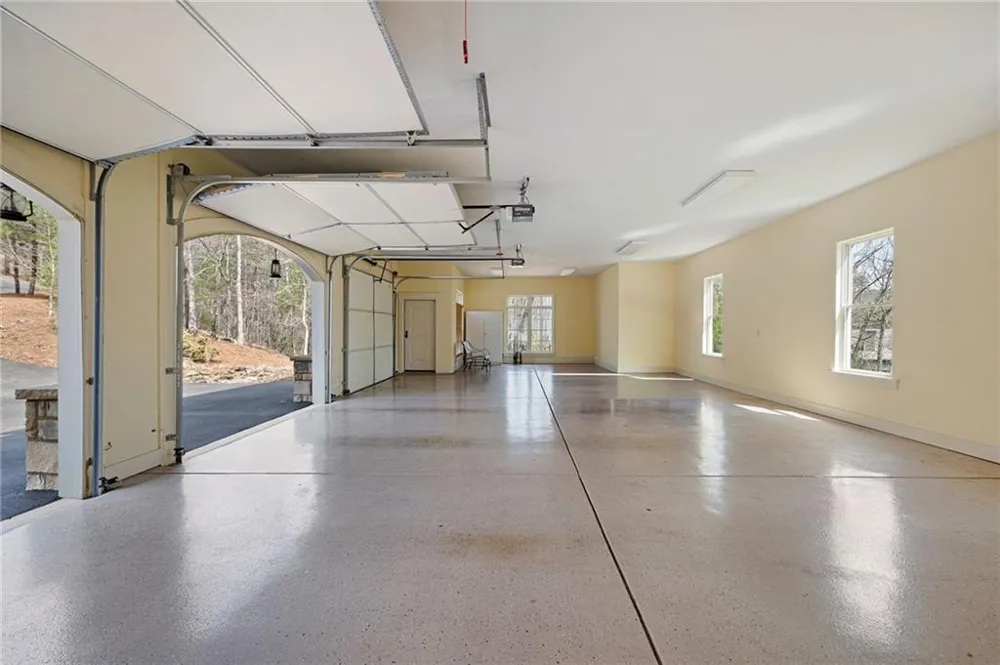 928 Black Bear Trail Jasper, GA 30143