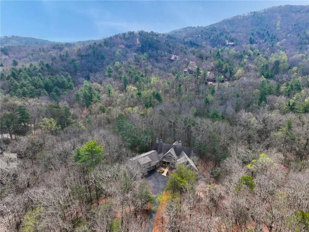 928 Black Bear Trail Jasper, GA 30143