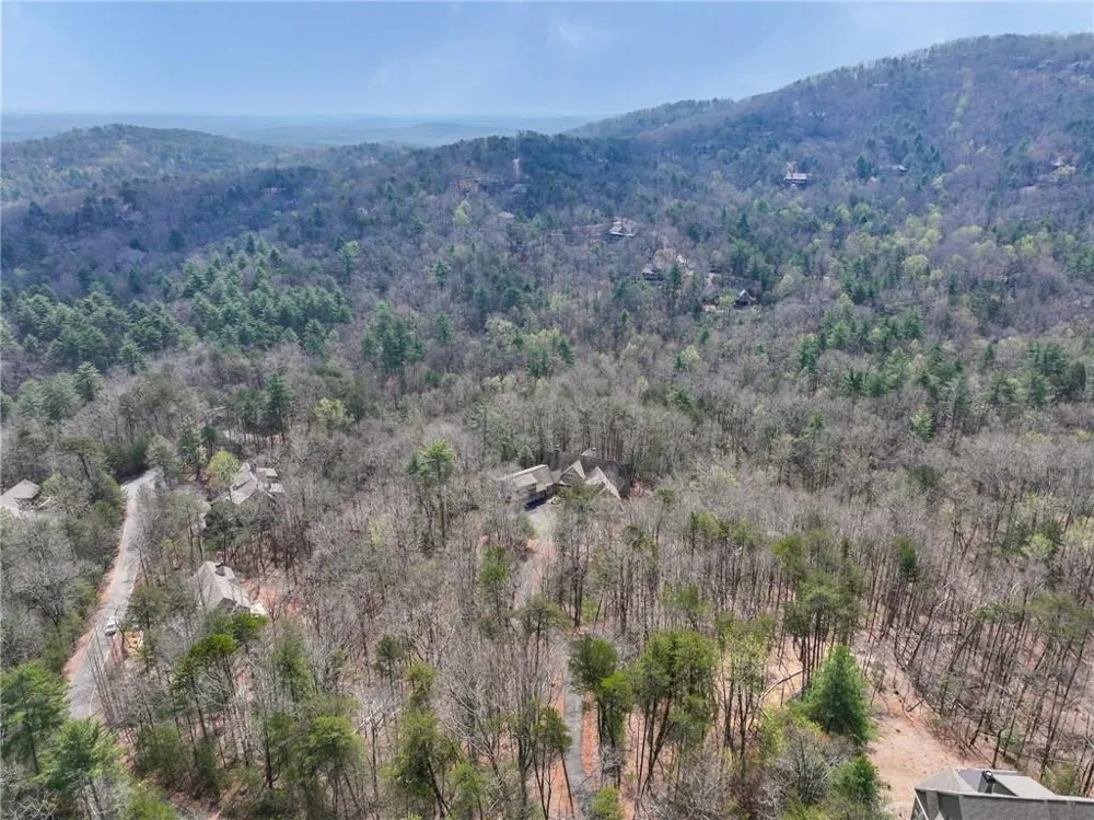 928 Black Bear Trail Jasper, GA 30143