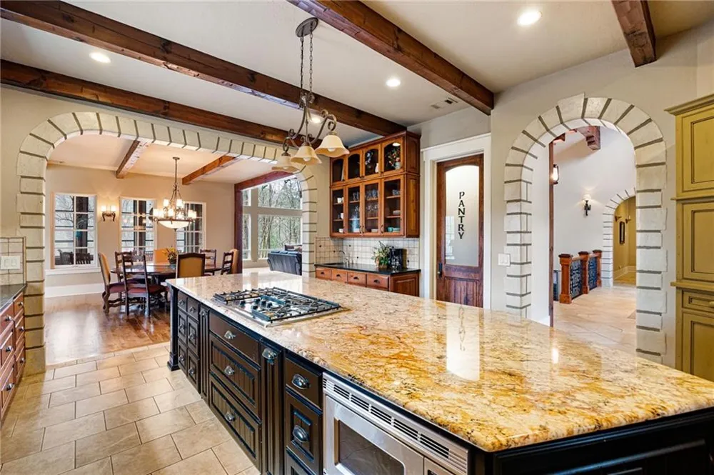 928 Black Bear Trail Jasper, GA 30143