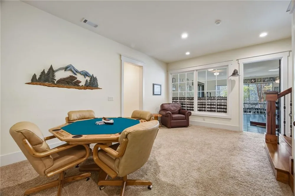 928 Black Bear Trail Jasper, GA 30143