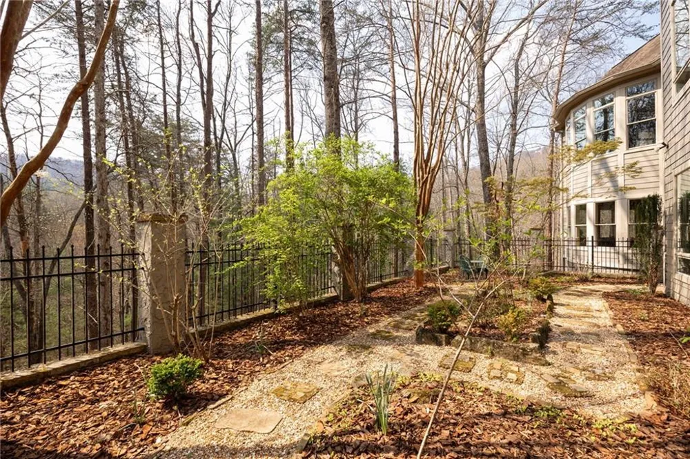 928 Black Bear Trail Jasper, GA 30143