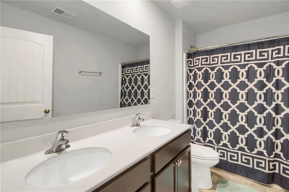 6806 Creekgate Way Douglasville, GA 30134