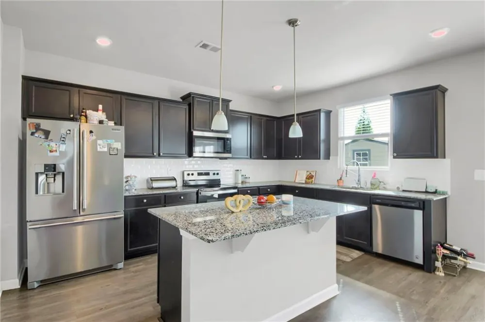 6806 Creekgate Way Douglasville, GA 30134