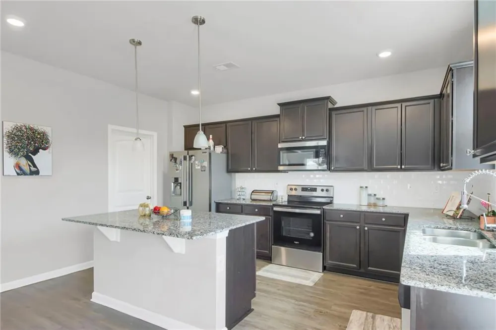 6806 Creekgate Way Douglasville, GA 30134