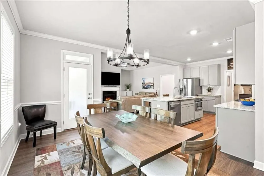 252 Saratoga Drive Acworth, GA 30102