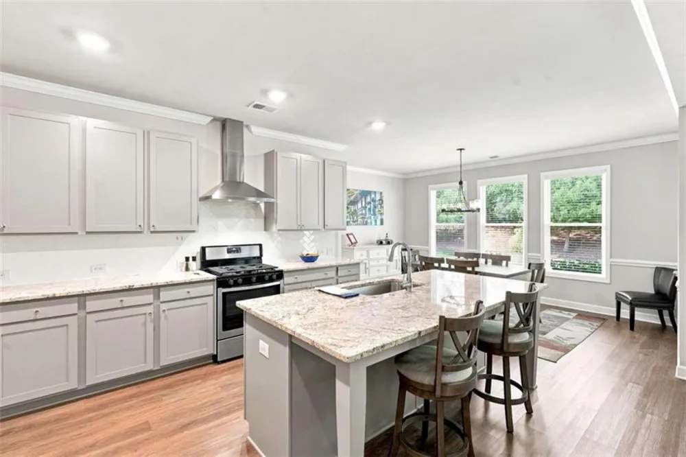 252 Saratoga Drive Acworth, GA 30102