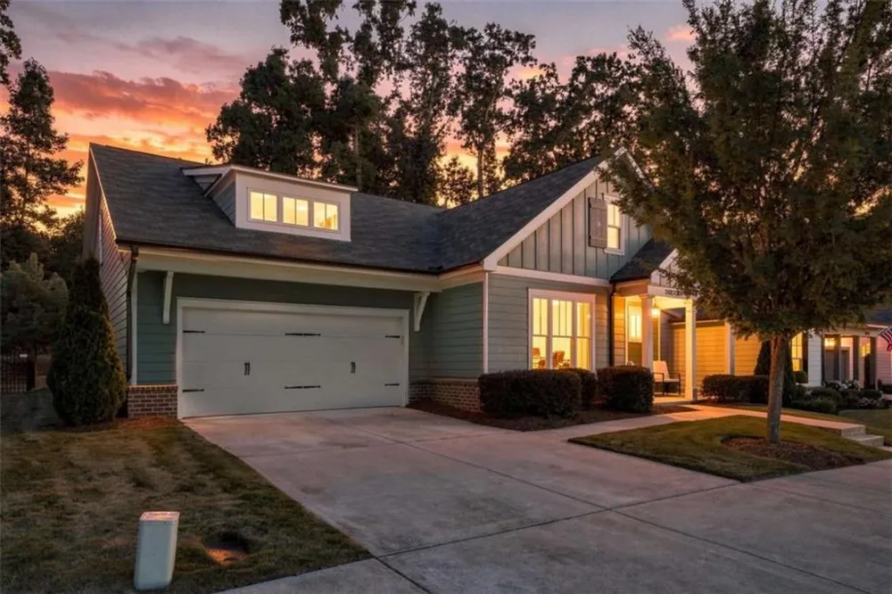 252 Saratoga Drive Acworth, GA 30102