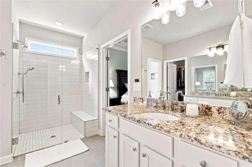 252 Saratoga Drive Acworth, GA 30102