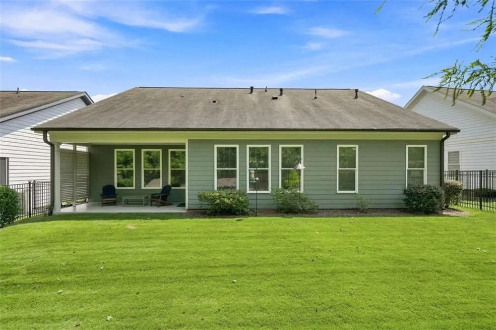 252 Saratoga Drive Acworth, GA 30102