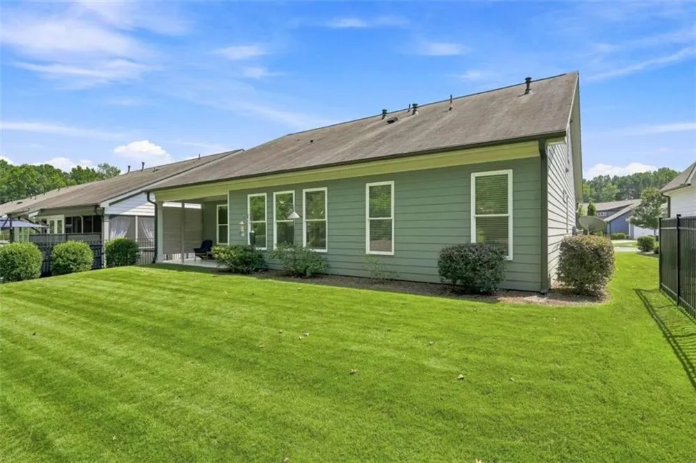 252 Saratoga Drive Acworth, GA 30102